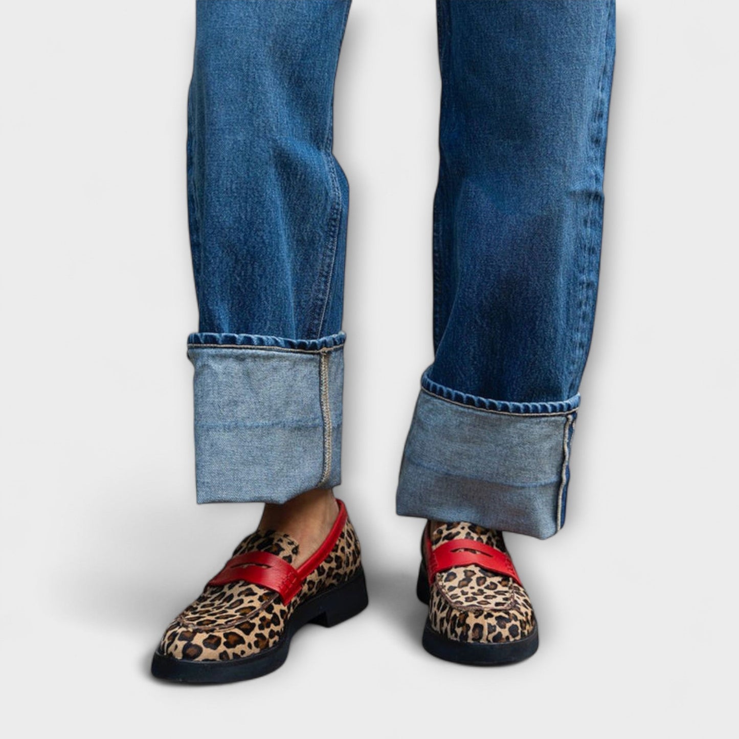 Leona – Estampado de leopardo
