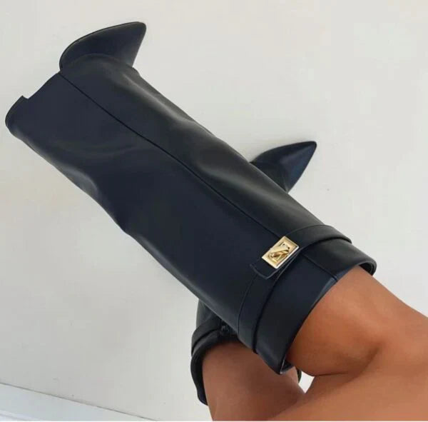 Luna | Botas de tiburón