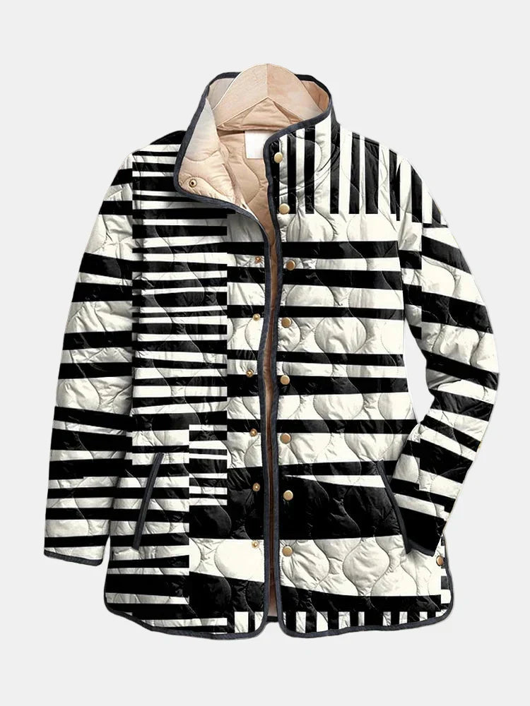 Miren | Chaqueta acolchada abstracta en blanco y negro