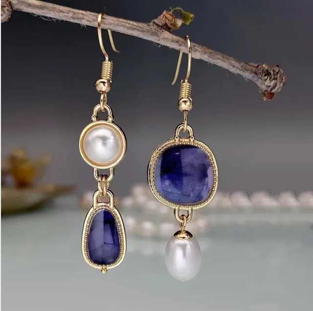 Pendientes vintage de piedra azul y perla
