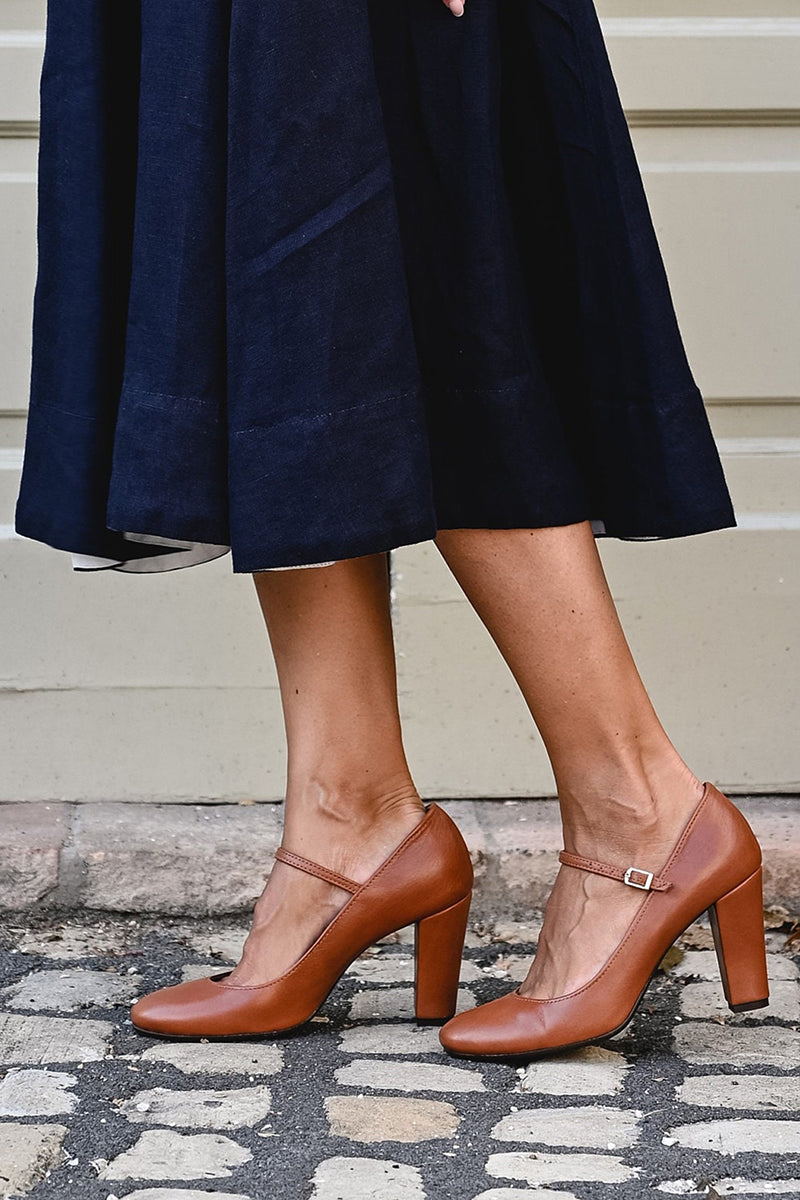 Bravina | Sandalias diarias con tacón pequeño