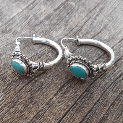 Pendientes retro elegantes de turquesa 