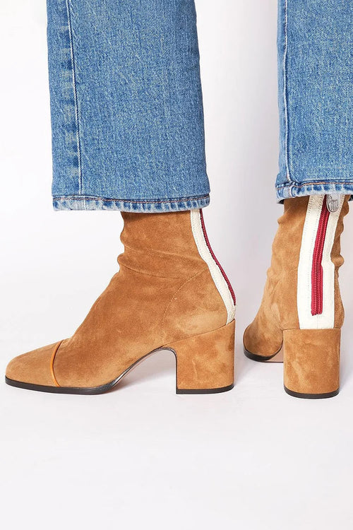 Viena™ | Botines modernos en contraste 