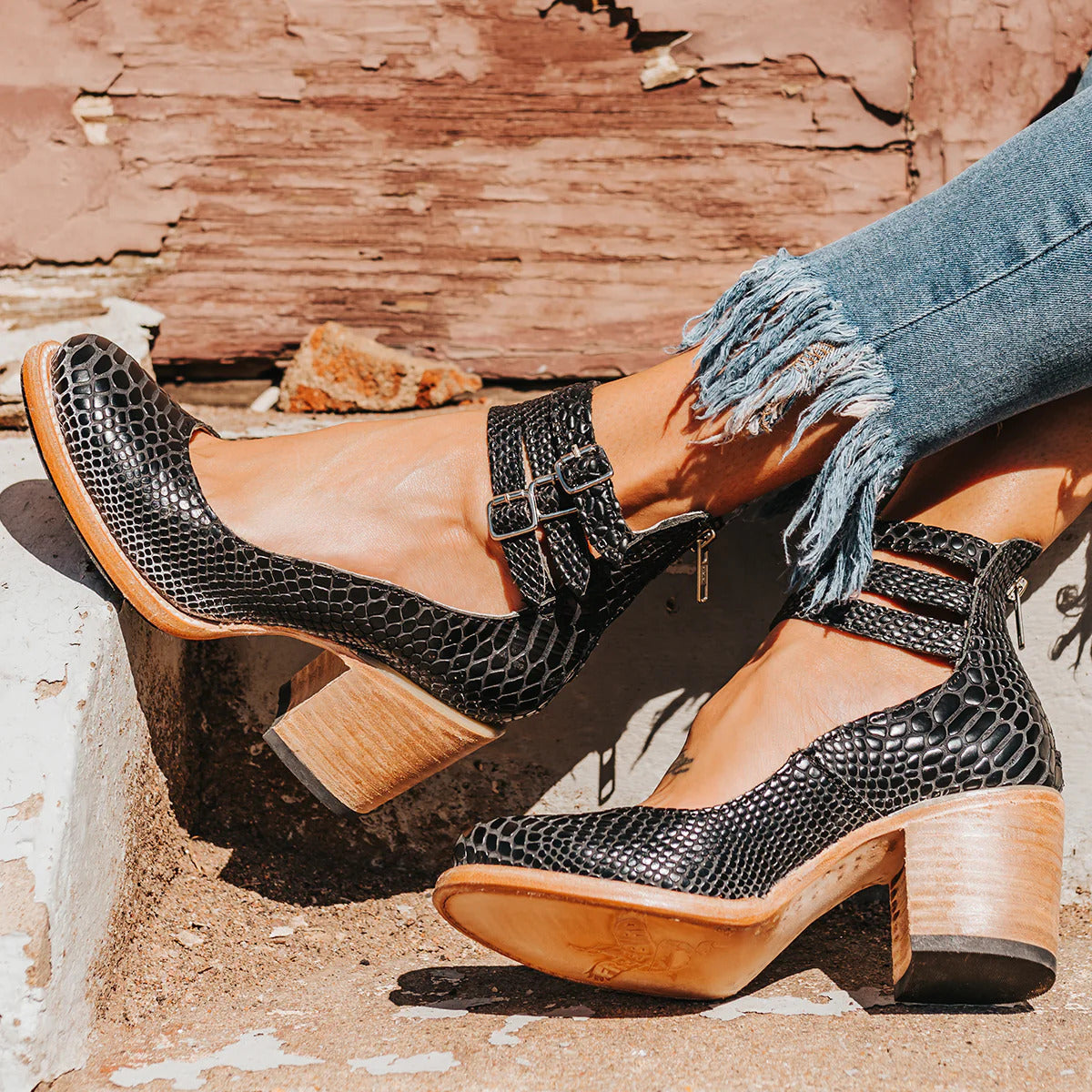 Ginevra™ | Tacones de múltiples tiras con tacón grueso