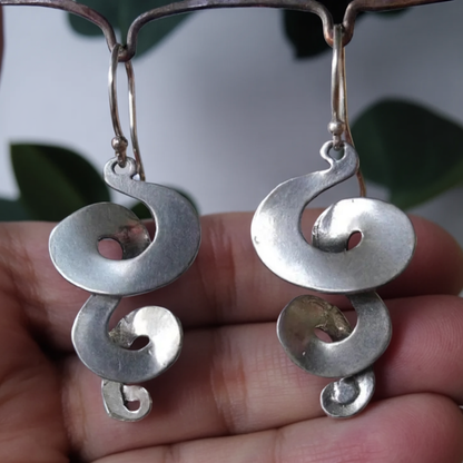 Pendientes de plata vintage en espiral 