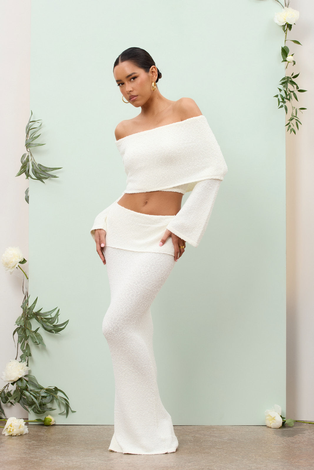 Orlena™ | Conjunto con hombros descubiertos