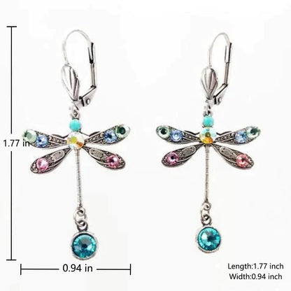 Elegantes pendientes de libélula tallada