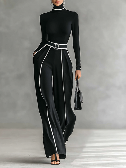 Conjunto de dos piezas: camiseta de manga larga, pantalón ancho y cinturón.