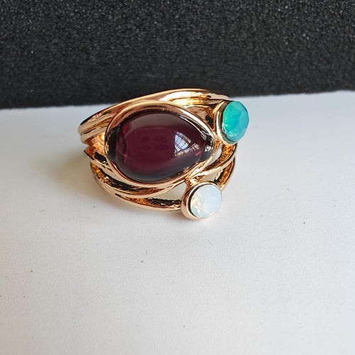 Anillo vintage con piedra lunar azul 