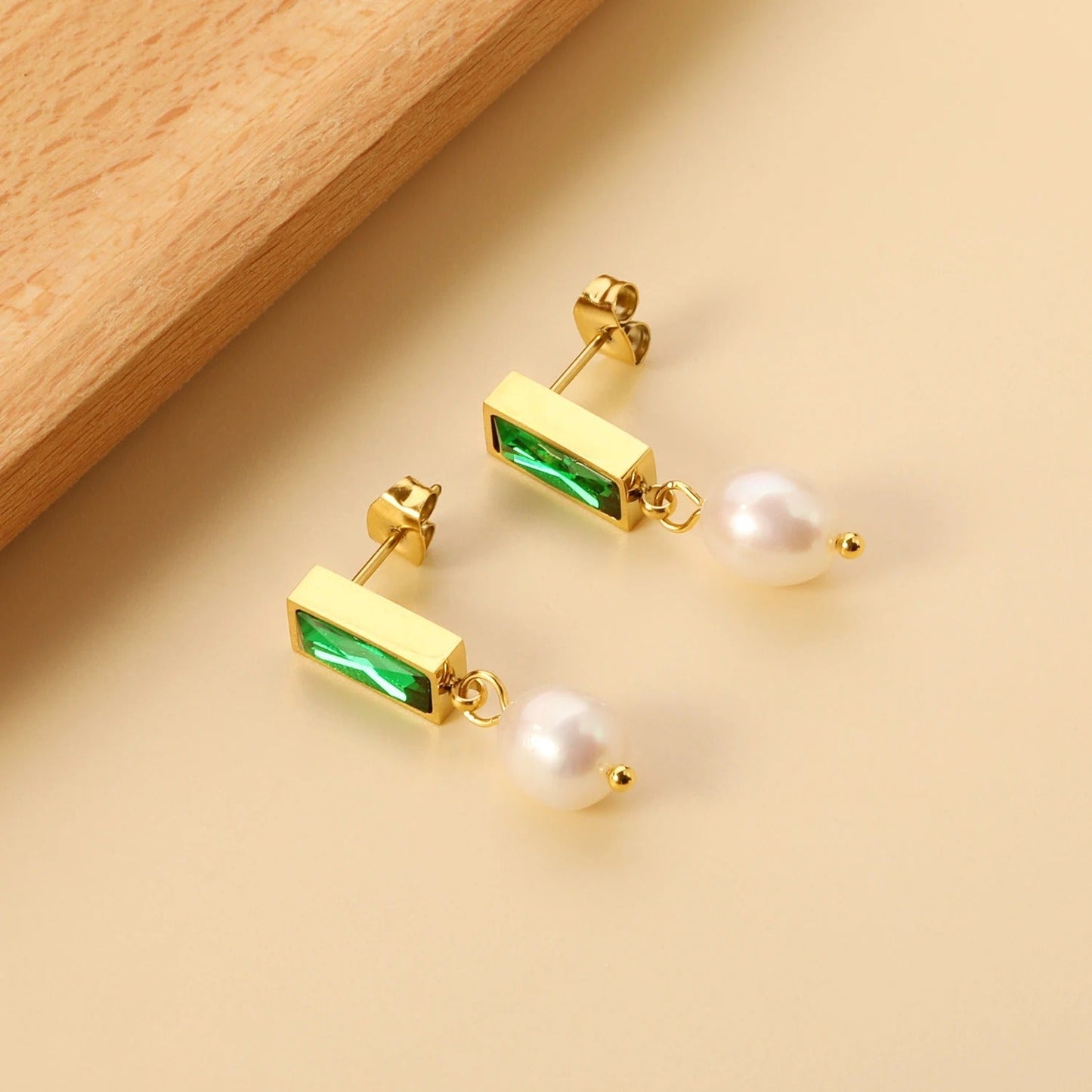 Pendientes Capri