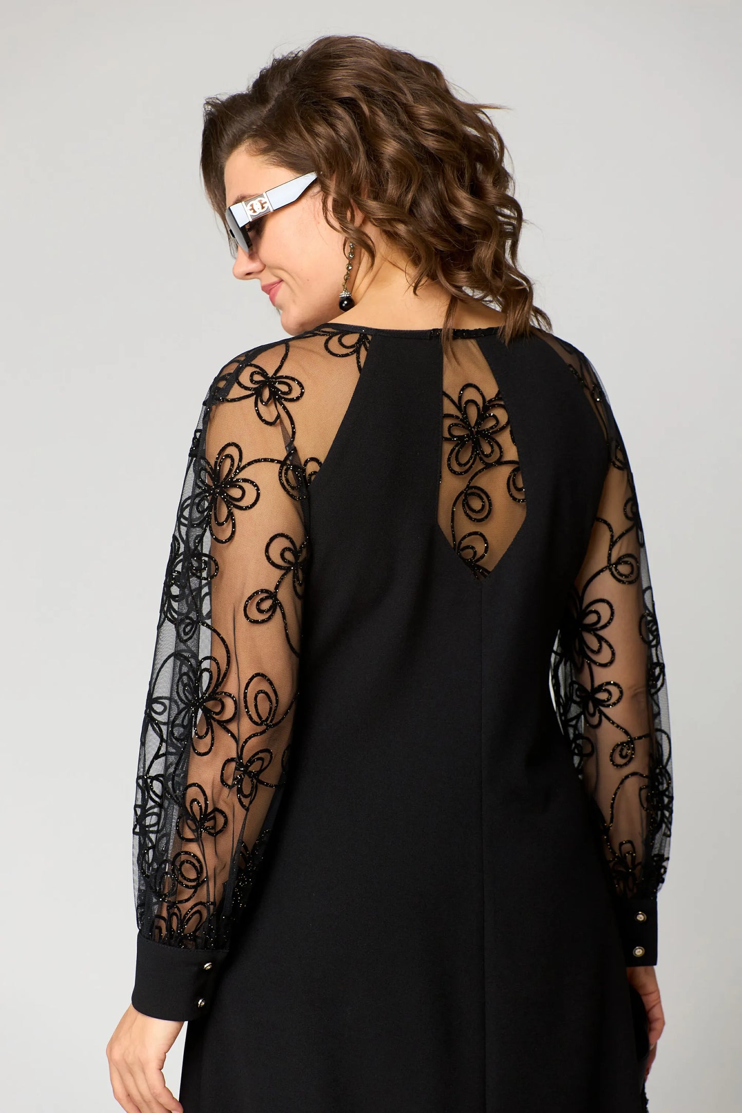 Edri | Elegante vestido de encaje