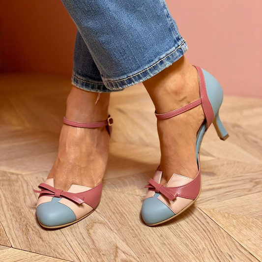 Bellarosa | Sandalias coloridas con nudo y tira, punta redonda 