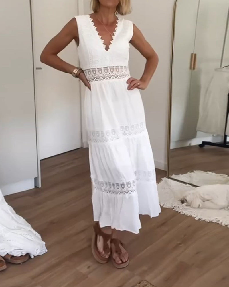 Kim | Vestido de encaje con escote en V (Casi agotado) 