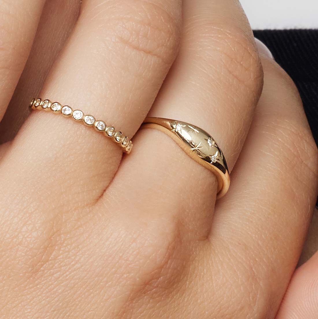 Anillo de diamantes en forma de cúpula
