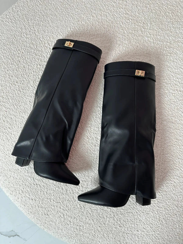 Luna | Botas de tiburón