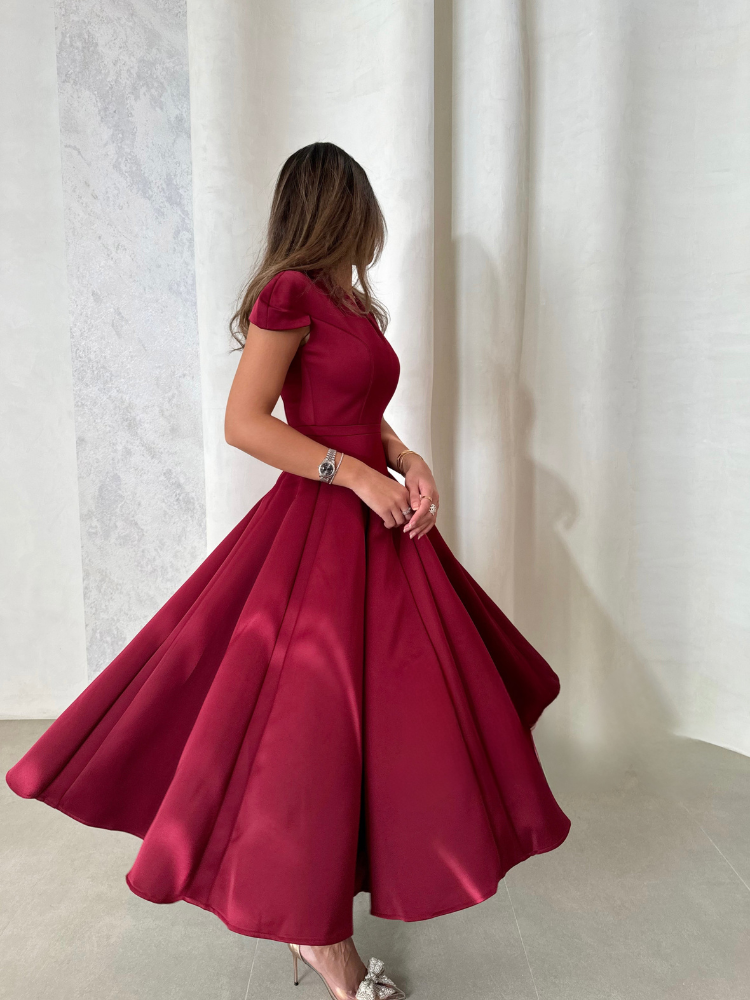 Elora™ | Vestido midi plisado
