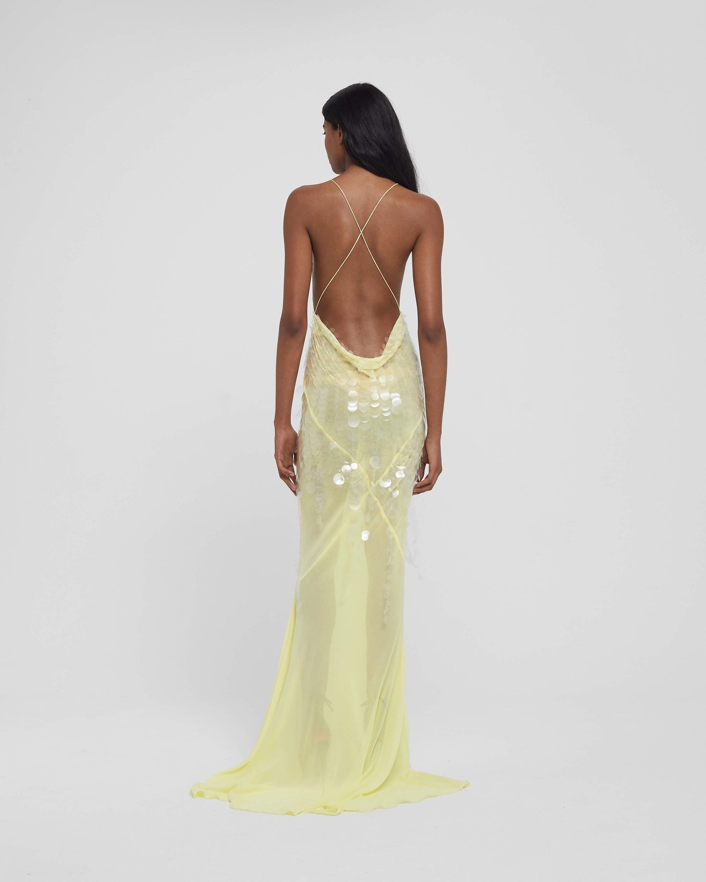 Nisari™ | Vestido con gargantilla floral