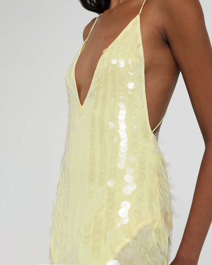 Nisari™ | Vestido con gargantilla floral
