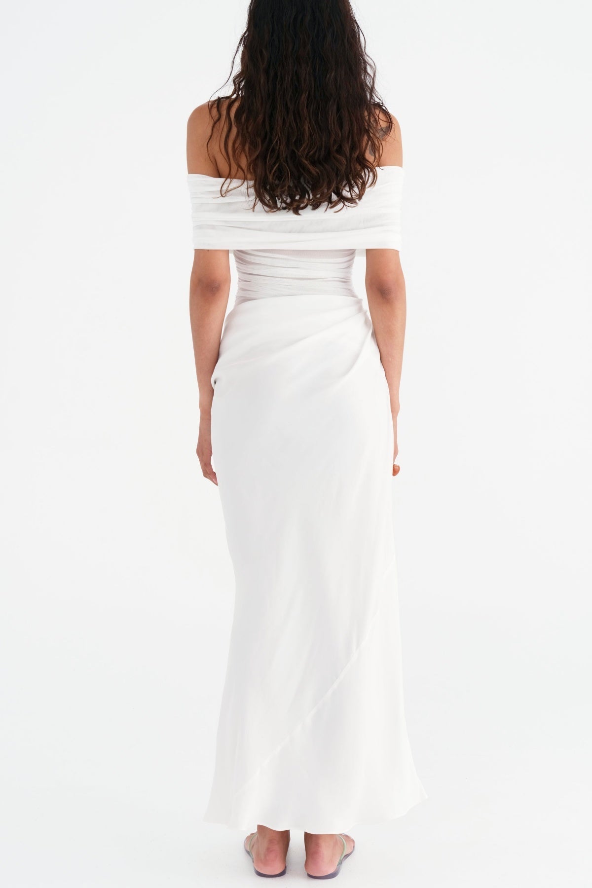 Lydia™ | Maxivestido con espalda drapeada 