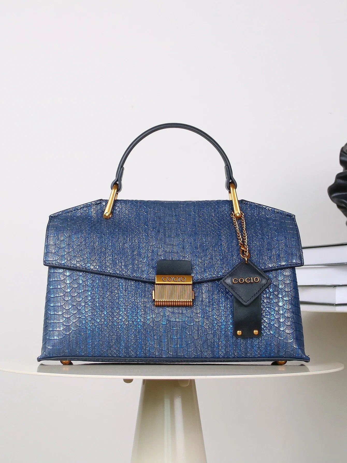 Bolso Celeste Python 