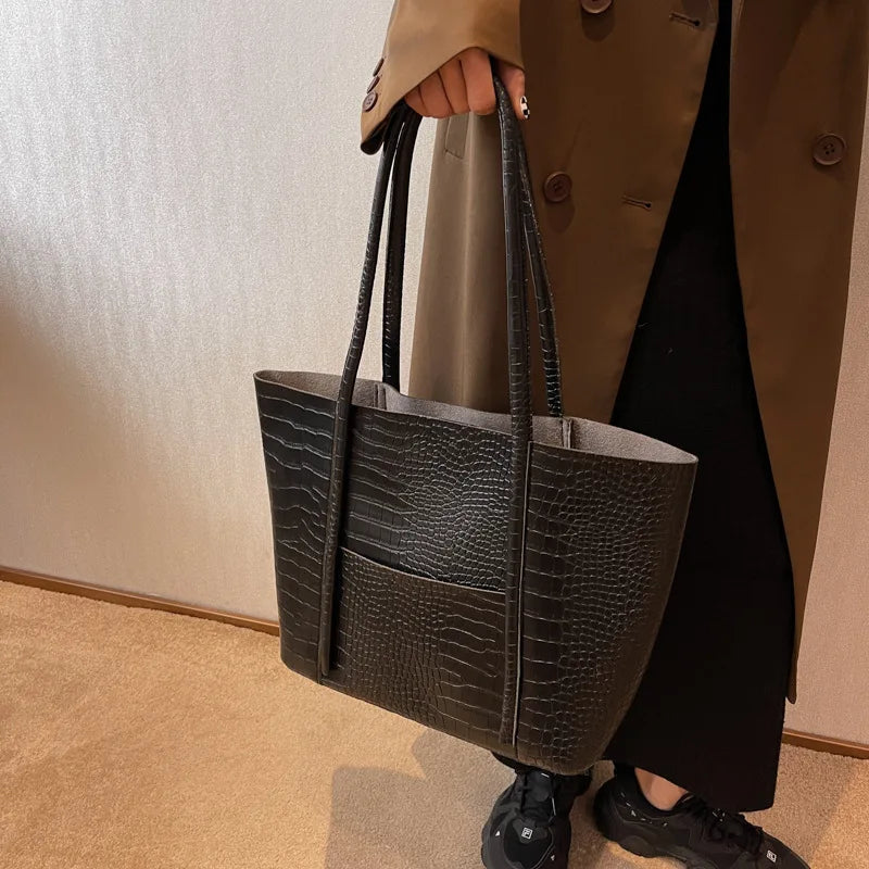 Betina™ - Bolso de hombro de piel de cocodrilo