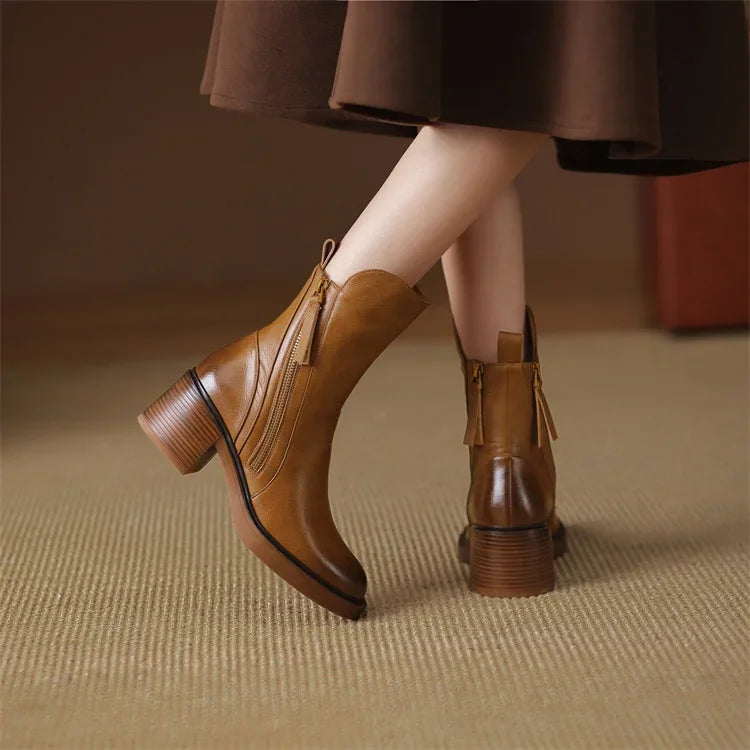 Ember™ - Botines elegantes con cremallera