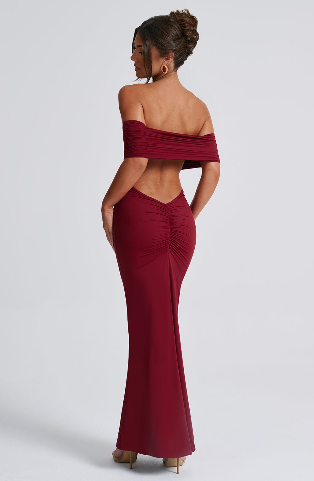 Isadora™ | Maxivestido con hombros descubiertos
