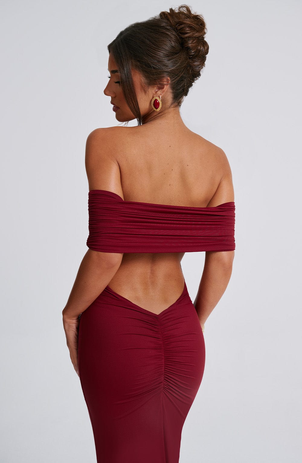 Isadora™ | Maxivestido con hombros descubiertos