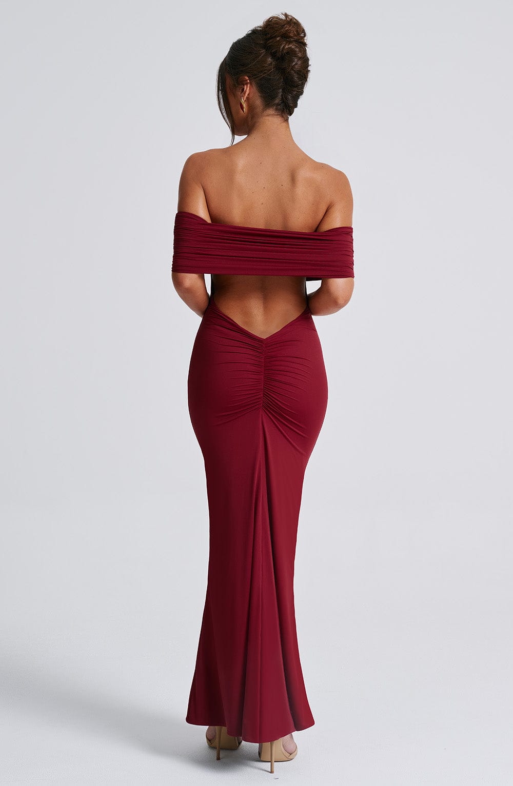 Isadora™ | Maxivestido con hombros descubiertos