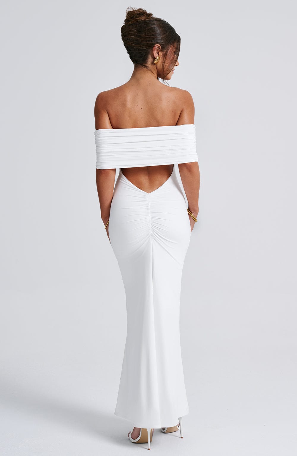 Isadora™ | Maxivestido con hombros descubiertos