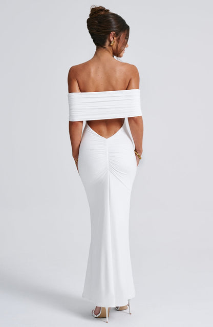 Isadora™ | Maxivestido con hombros descubiertos