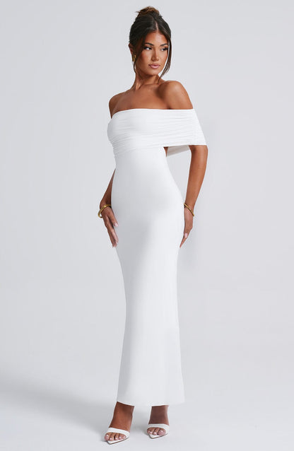 Isadora™ | Maxivestido con hombros descubiertos