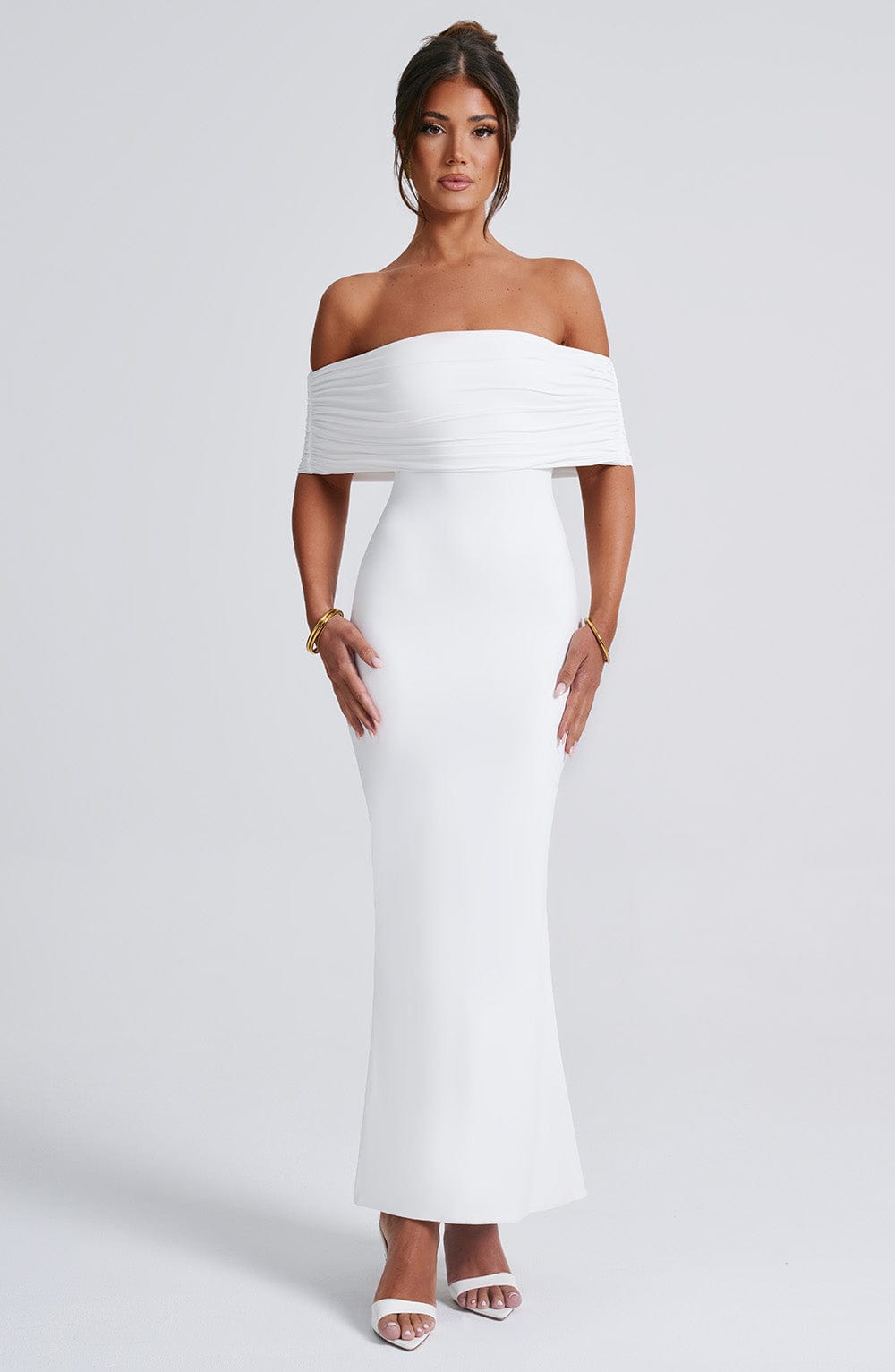 Isadora™ | Maxivestido con hombros descubiertos