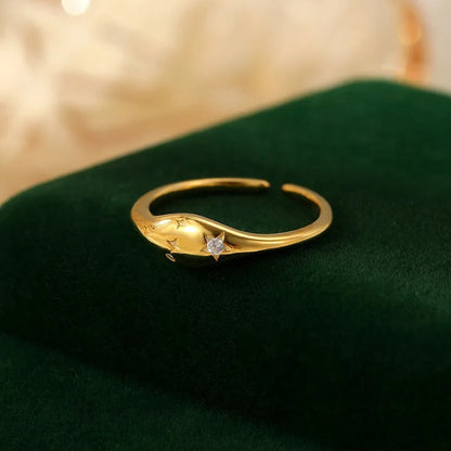 Anillo de diamantes en forma de cúpula