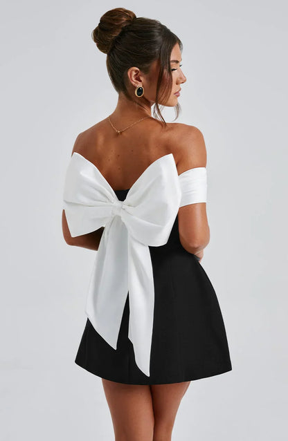 Vestido mini Noirva™ |Bloom