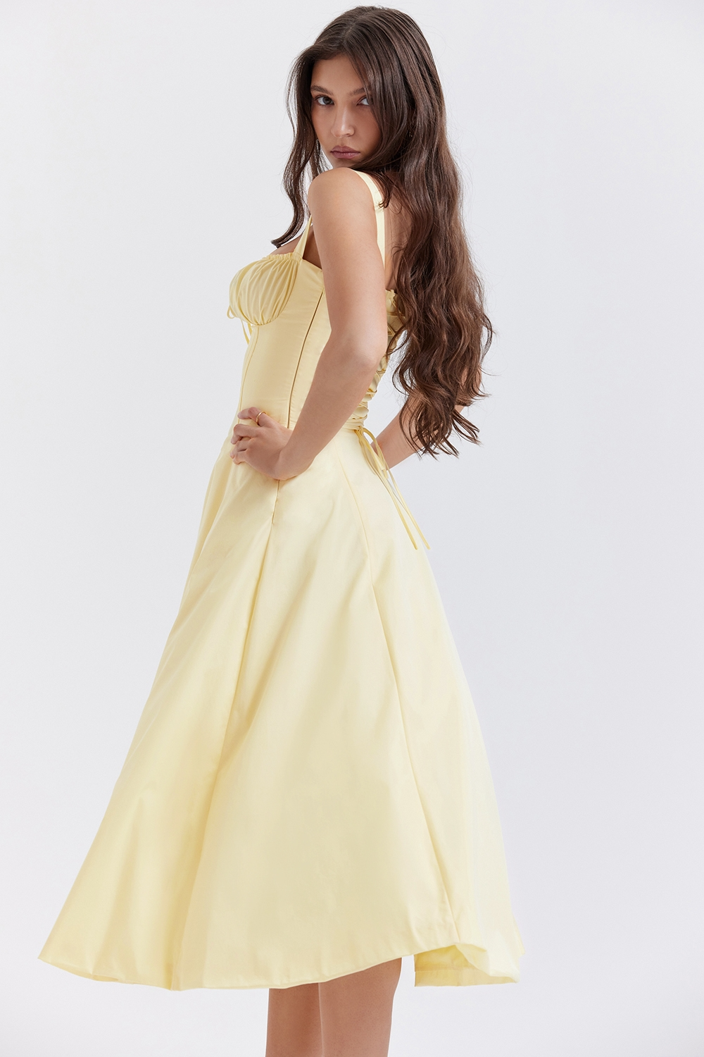 Vivienne™ | Vestido midi romántico con corsé