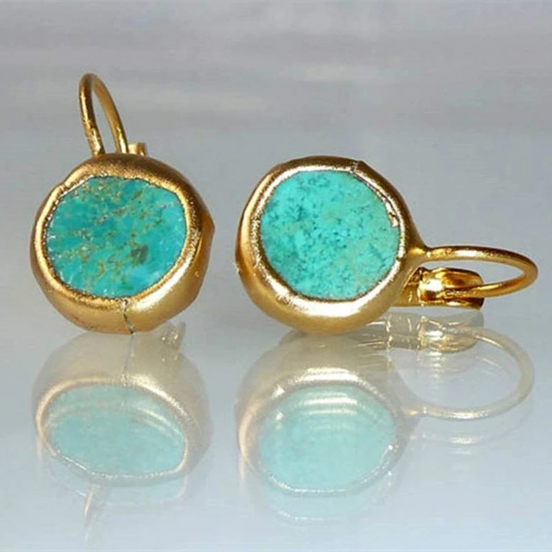 Pendientes de oro con piedra turquesa 