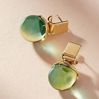Pendientes de cristal verde espolvoreado con oro