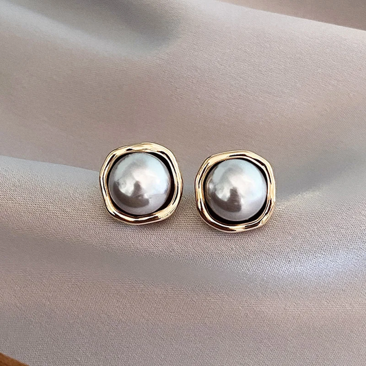 Elegantes pendientes de perlas vintage 