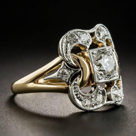 Anillo vintage de oro con circonitas