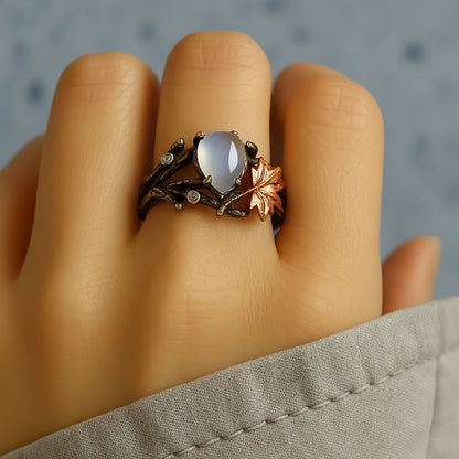 Anillo de piedra lunar natural
