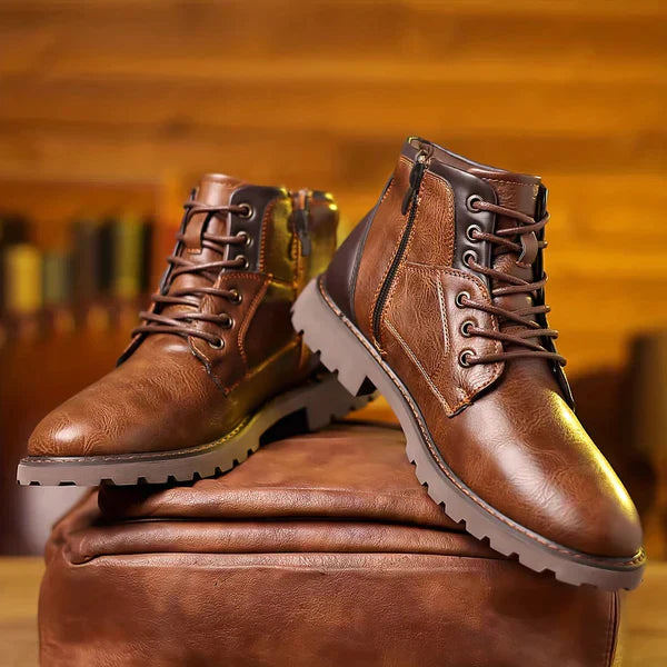 Jethro | Botas con cordones de piel resistente